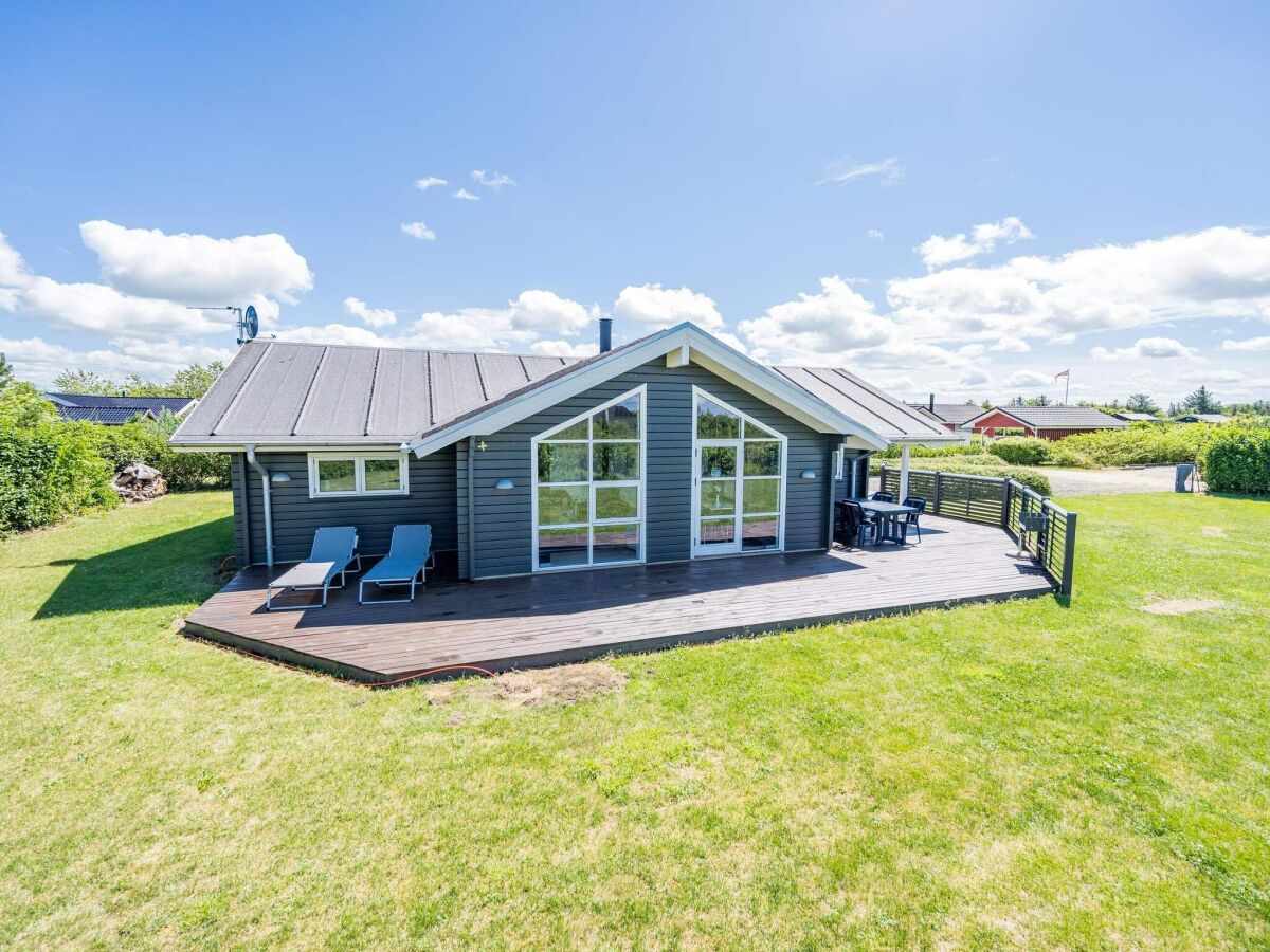 Holiday house 6 person holiday home in Tarm