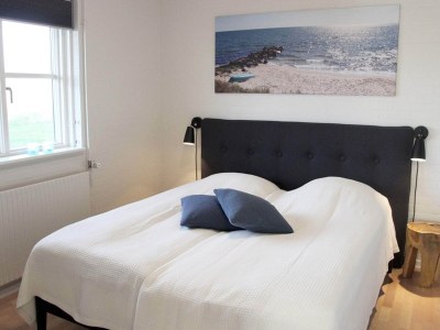 Holiday park 4 person holiday home in Rønne - Outdoor photo 5