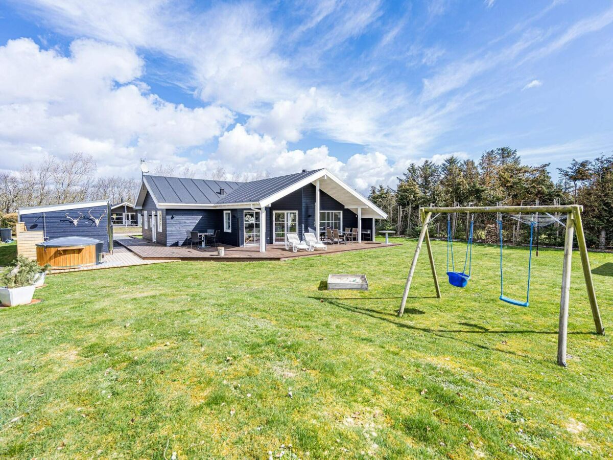 Holiday house 6 person holiday home in Tarm