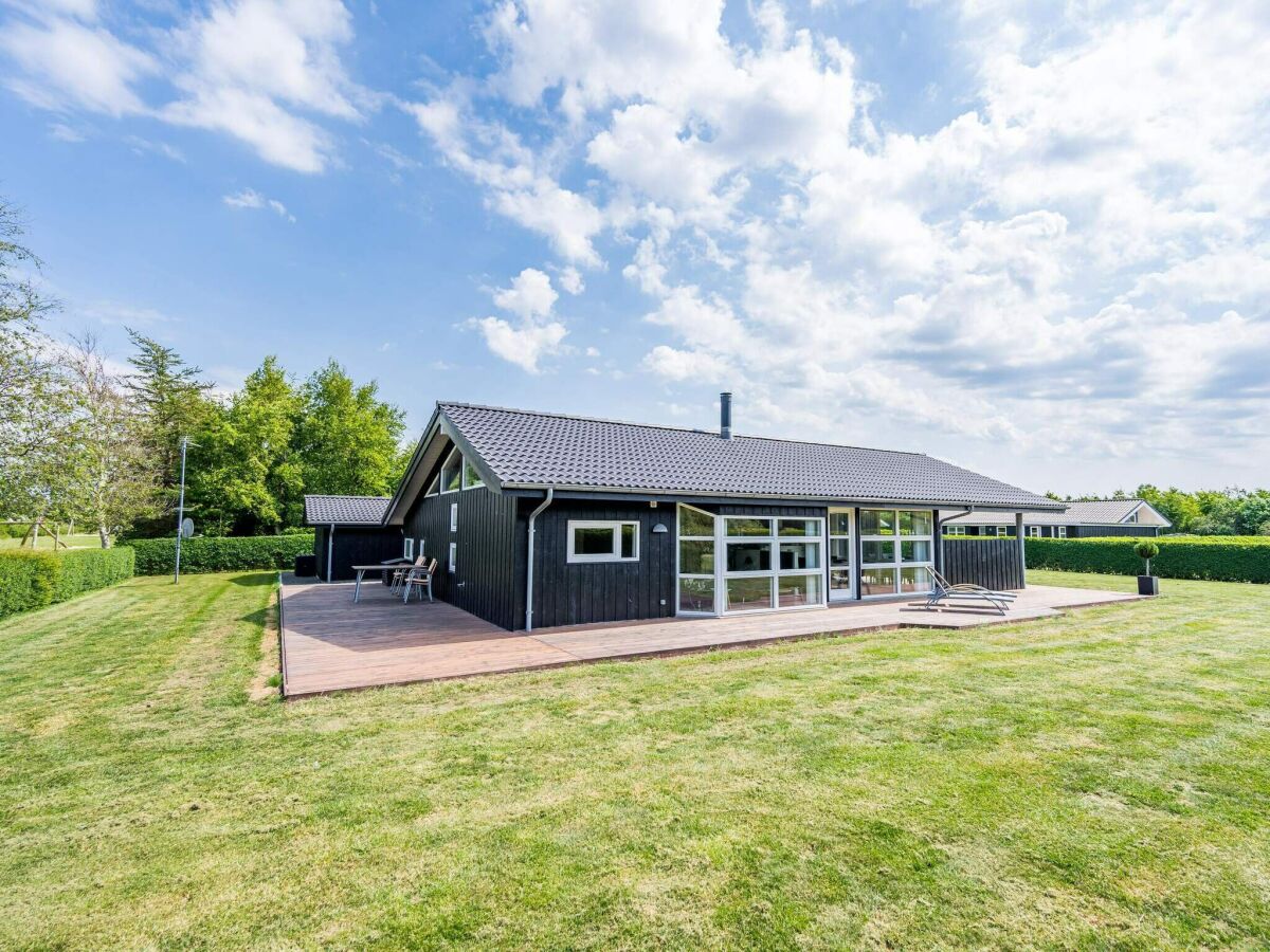 Holiday house 6 person holiday home in Hemmet - Outdoor photo 4
