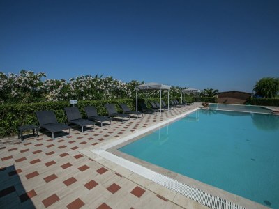 Holiday house Hübsche Wohnung mit Pool in Lazise - Outdoor photo 6
