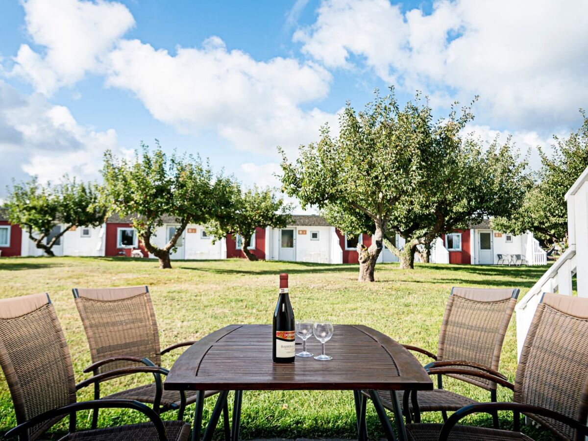 Holiday park 6 person holiday home in Allinge - Outdoor photo 2