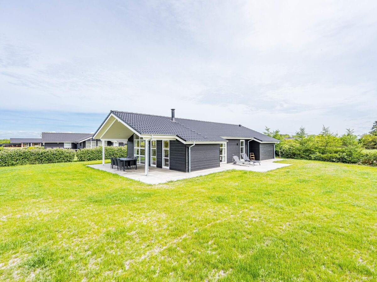 Holiday house 6 person holiday home in Tarm - Outdoor photo 2