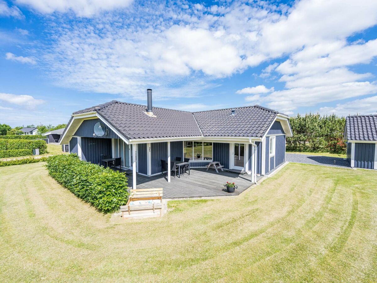 Holiday house 6 person holiday home in Tarm