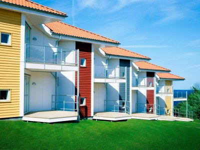 Holiday park 6 person holiday home in Allinge - Holiday park