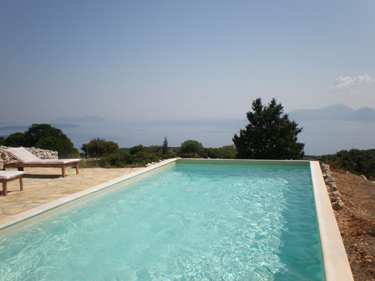 Villa Villa in Vasiliki mit Pool nahe Stränden - Outdoor photo 2