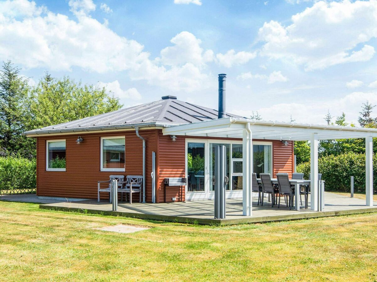 Holiday house 6 person holiday home in Tarm