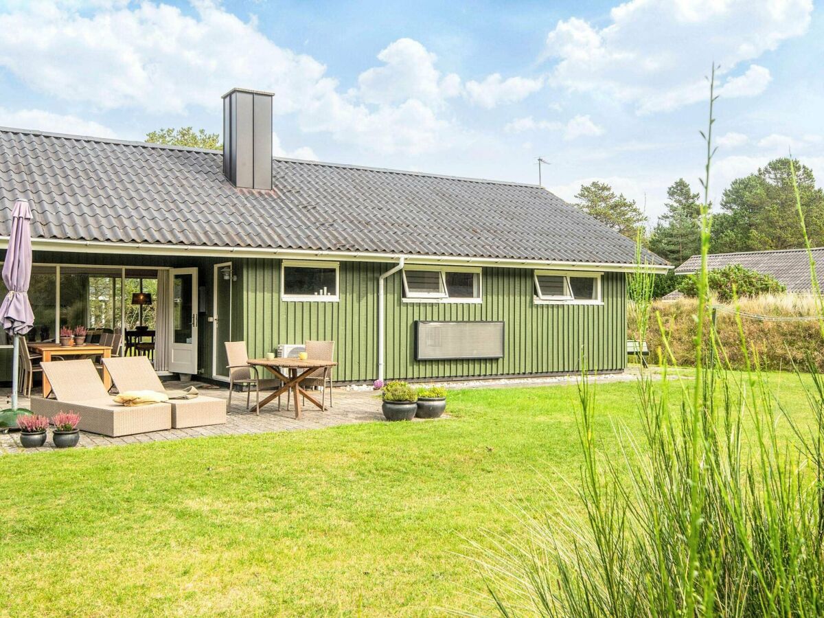 Holiday house 6 Personen Ferienhaus in Blåvand - Outdoor photo 4