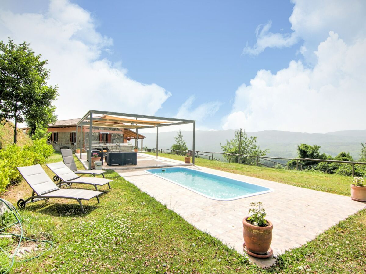 Villa Belvilla by OYO Villa in Torre di Ruggiero