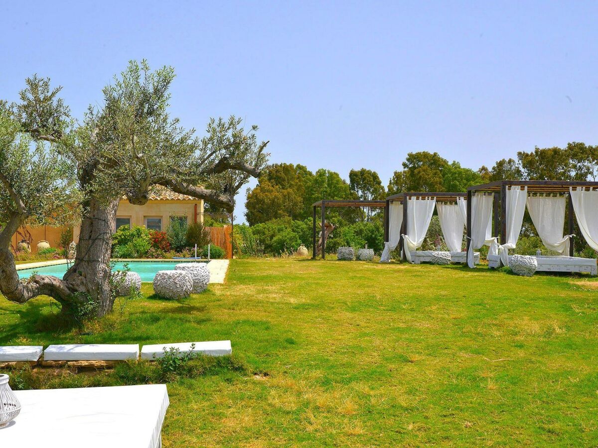 Holiday house Ferienhaus mit Pool