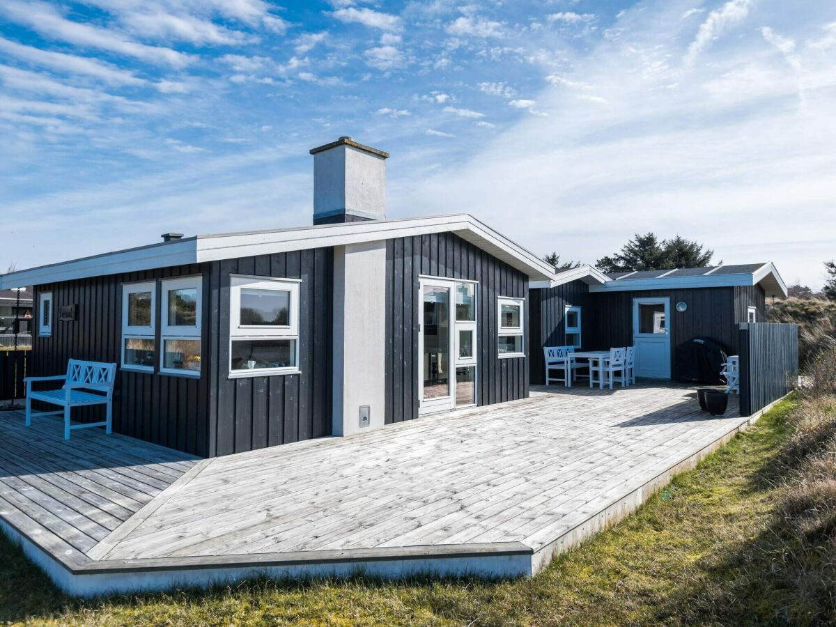 Holiday house 4 person holiday home in Fanø-By Traum