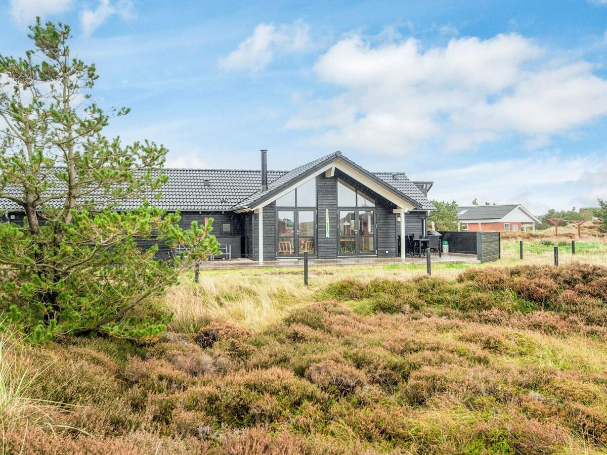 Holiday house 8 person holiday home in Fanø