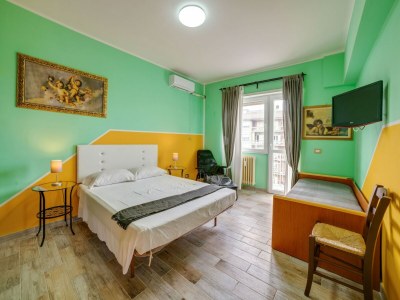 Apartment Belvilla by OYO La casa di Fabio - Features photo 15