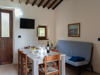 Apartment Charmantes Apartment in Montone mit Garten - Features photo 15