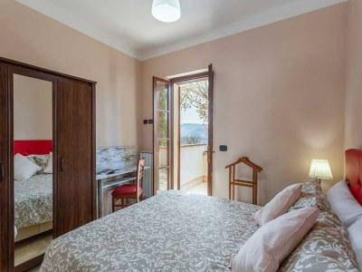 Holiday house Luxuriöses Ferienhaus in Montone mit 2 Swimmingpools - Features photo 14