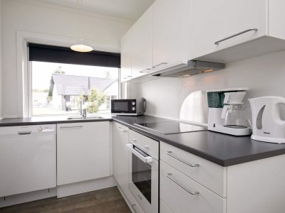 Holiday park 4 person holiday home on a holiday park in Blåvand - Outdoor photo 7