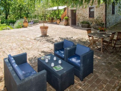 Farmhouse Luxuriöses Bauernhaus in Umbertide mit Pool - Outdoor photo 25