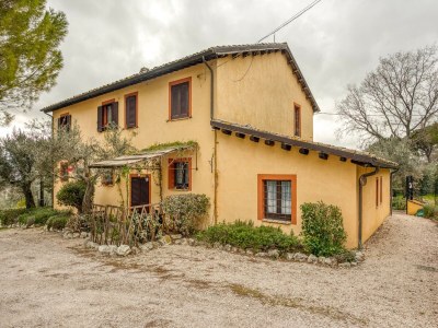 Holiday house Abgeschiedenes Ferienhaus in Montefalco mit Swimmingpool - Outdoor photo 5