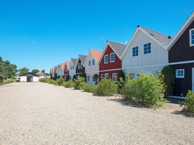 Holiday park 6 person holiday home on a holiday park in Blåvand - Outdoor photo 9