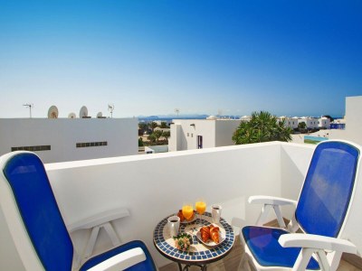 Holiday house Charmantes Haus mit Pool und Meerblick - Outdoor photo 8