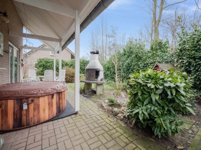 Bungalow Nice bungalow in Beek with hot tub - Outdoor photo 35