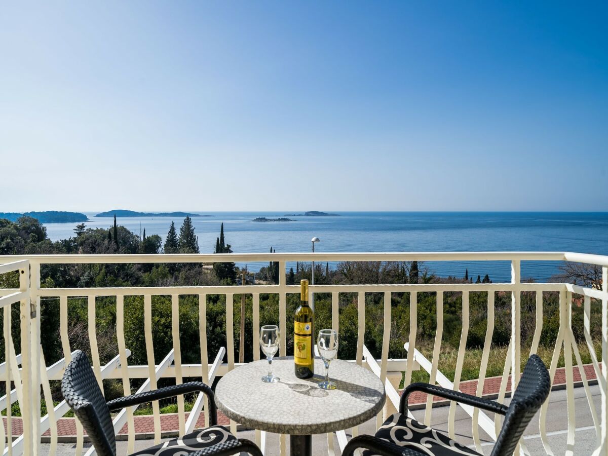 Apartment Villa Samba -  Luxury One-Bedroom Apartment with Balcony and Sea View - Outdoor photo 5