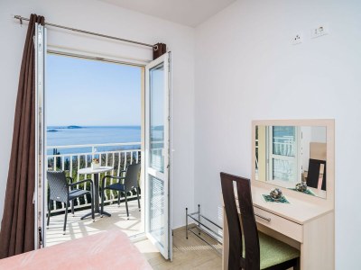 Apartment Villa Samba -  Luxury One-Bedroom Apartment with Balcony and Sea View - Features photo 18