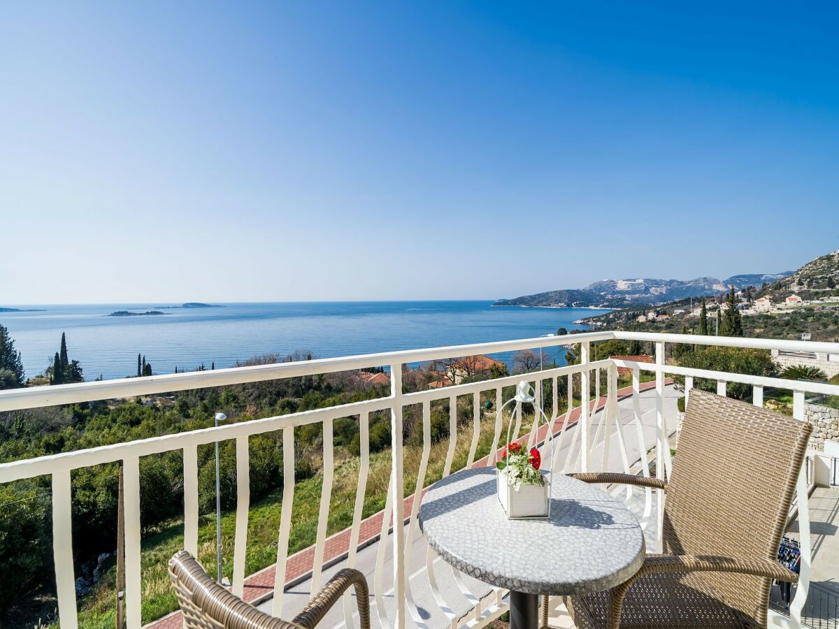 Apartment Villa Samba - Standard One-Bedroom Apartment with Balcony and Sea View - Outdoor photo 3