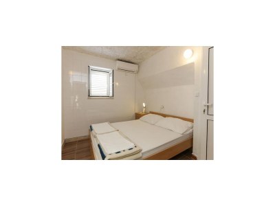 Apartment Lapad View Apartments - Duplex Economy Two Bedroom Apartment with Terrace - Features photo 3
