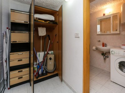 Apartment Lapad View Apartments - Duplex Economy Two Bedroom Apartment with Terrace - Features photo 17