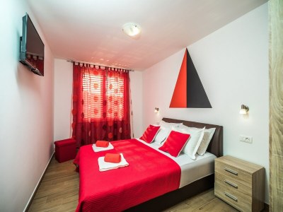 Apartment Apartments Sunshine Home - Two Bedroom Apartment with Balcony and Sea View - Features photo 9