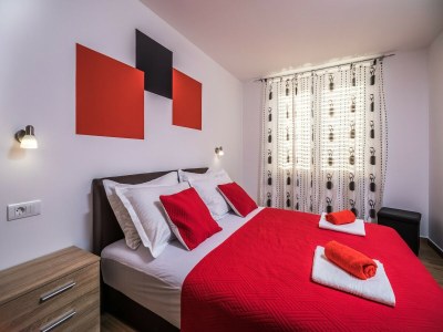 Apartment Apartments Sunshine Home - Two Bedroom Apartment with Balcony and Sea View - Features photo 11