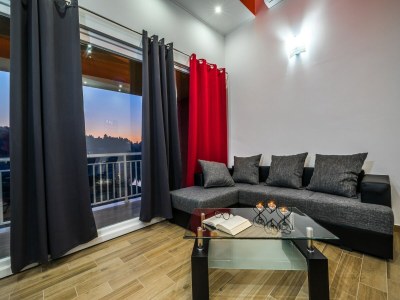 Apartment Apartments Sunshine Home - Two Bedroom Apartment with Balcony and Sea View - Features photo 19