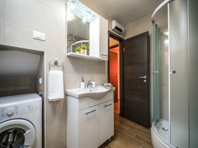Apartment Apartments Sunshine Home - Two Bedroom Apartment with Balcony and Sea View - Features photo 26