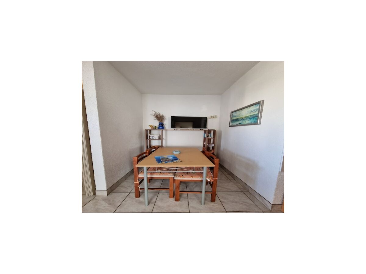Apartment 2 bedroom apartment with terrace