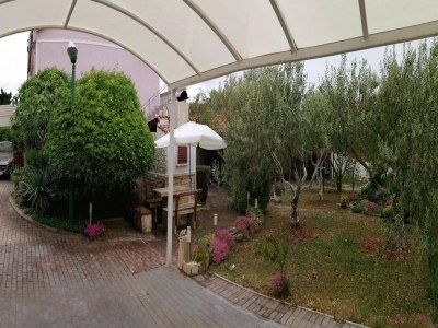 Apartment Apartments Marija - One Bedroom Apartment with Balcony and Sea View (Žuti A2) - Outdoor photo 7