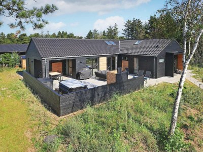 Holiday house 10 person holiday home in Blåvand - Holiday house