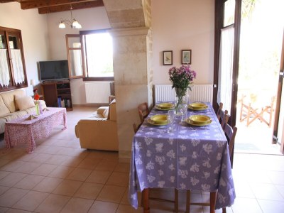 Villa Villa in Prines with White Mountains View - Features photo 26