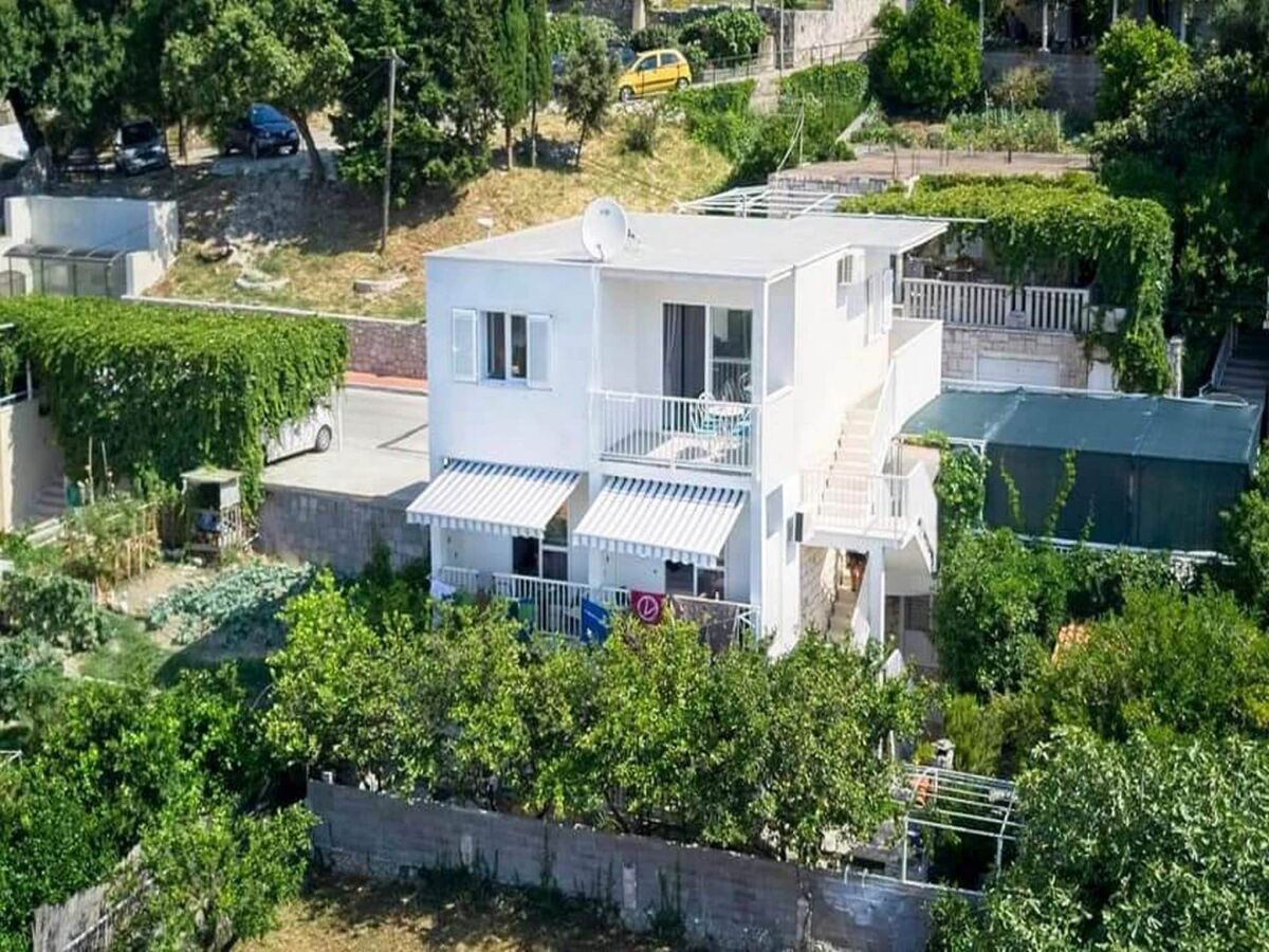 Apartment Apartments Grljević - Studio Apartment with Balcony and Sea View (A3) - Outdoor photo 2