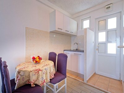 Apartment Apartments Grljević - Studio Apartment with Balcony and Sea View (A3) in Mlini - Apartment