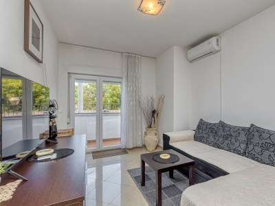 Apartment Noel - Apartment  No.2  with Balcony - Features photo 3