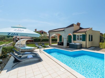Holiday house Holiday House Hacienda in Montizana - Holiday house