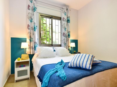 Holiday house Belvilla von OYO Strandhaus Adelfas - Features photo 14