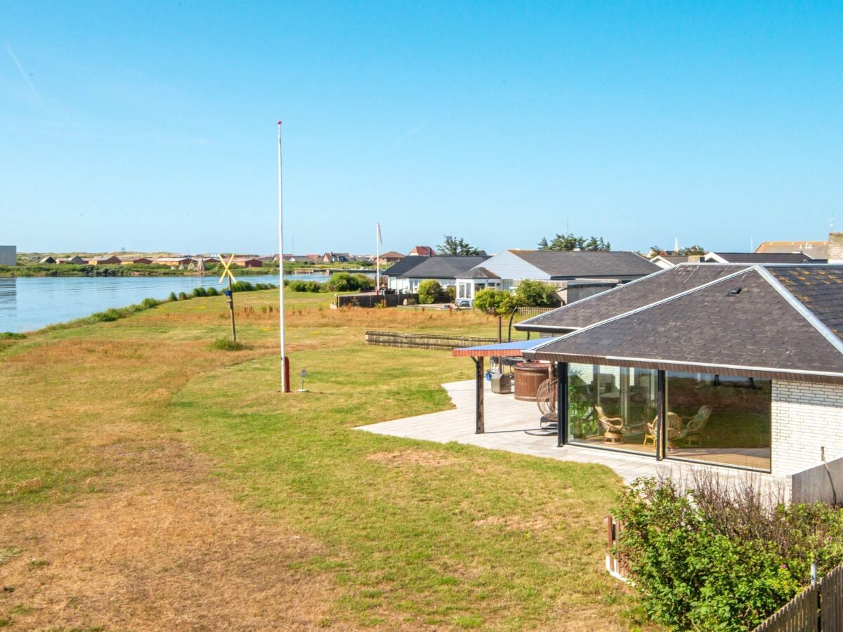 Holiday house 8 person holiday home in Ulfborg-By Traum