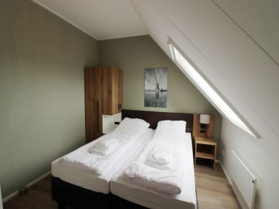Holiday house Villa in Leons with Sloop Rental - Features photo 15