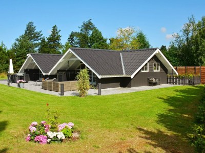 Holiday house Helles Ferienhaus mit Whirlpool -- By Traum Ferienwohnungen - Holiday house