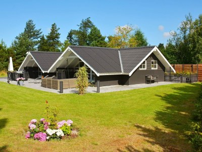 Holiday house Helles Ferienhaus mit Whirlpool -- By Traum Ferienwohnungen - Outdoor photo 4