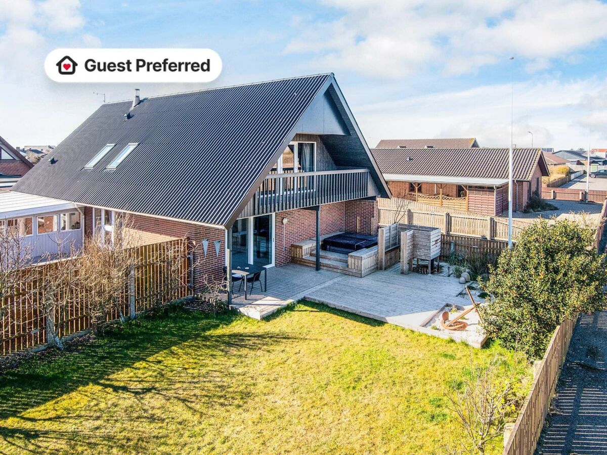 Holiday house 12 person holiday home in Thyborøn-By Traum