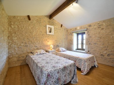 Holiday house Holiday home with pool in Verteillac - Features photo 20