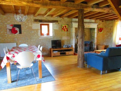 Holiday house Holiday home with pool in Verteillac - Features photo 27